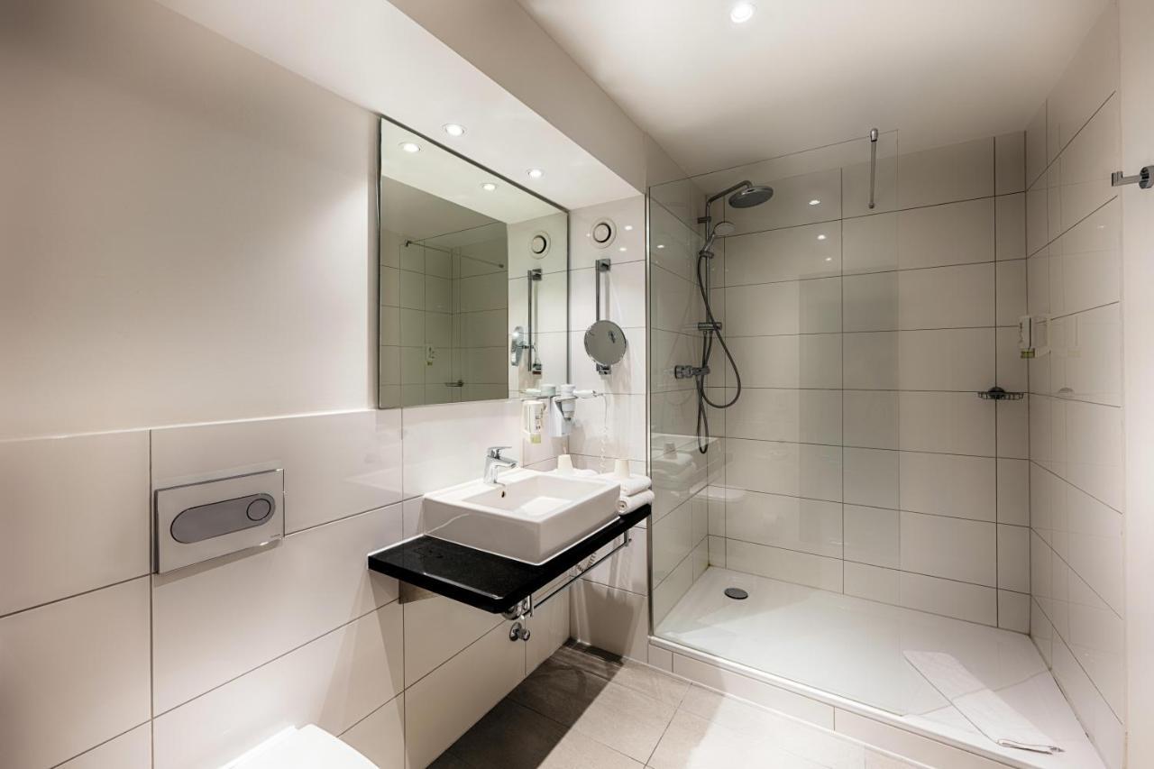 B&B Hotel Muenchen-Hbf Bagian luar foto