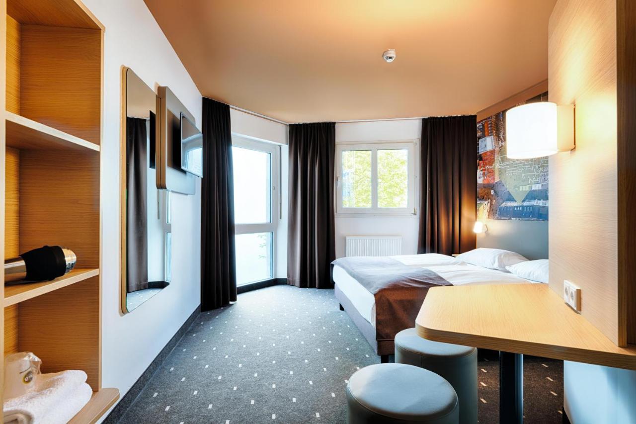B&B Hotel Muenchen-Hbf Bagian luar foto