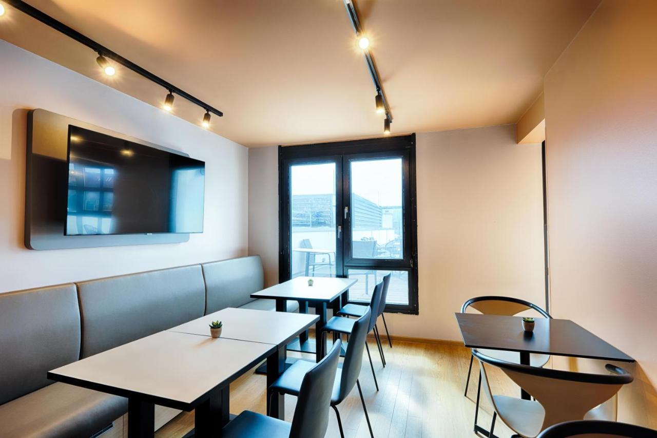 B&B Hotel Muenchen-Hbf Bagian luar foto