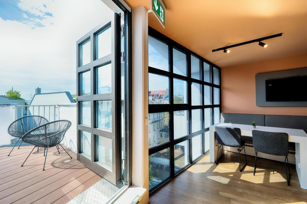 B&B Hotel Muenchen-Hbf Bagian luar foto