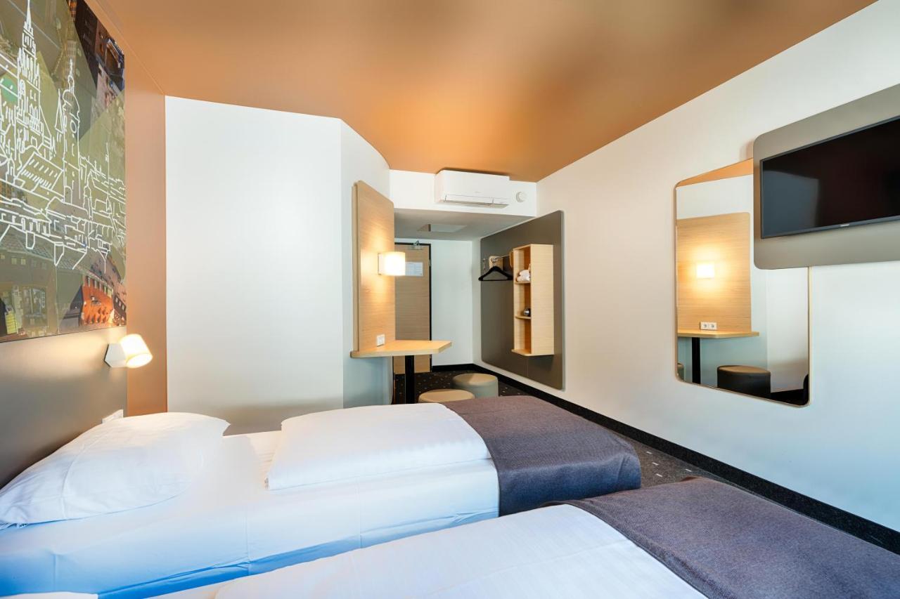 B&B Hotel Muenchen-Hbf Bagian luar foto